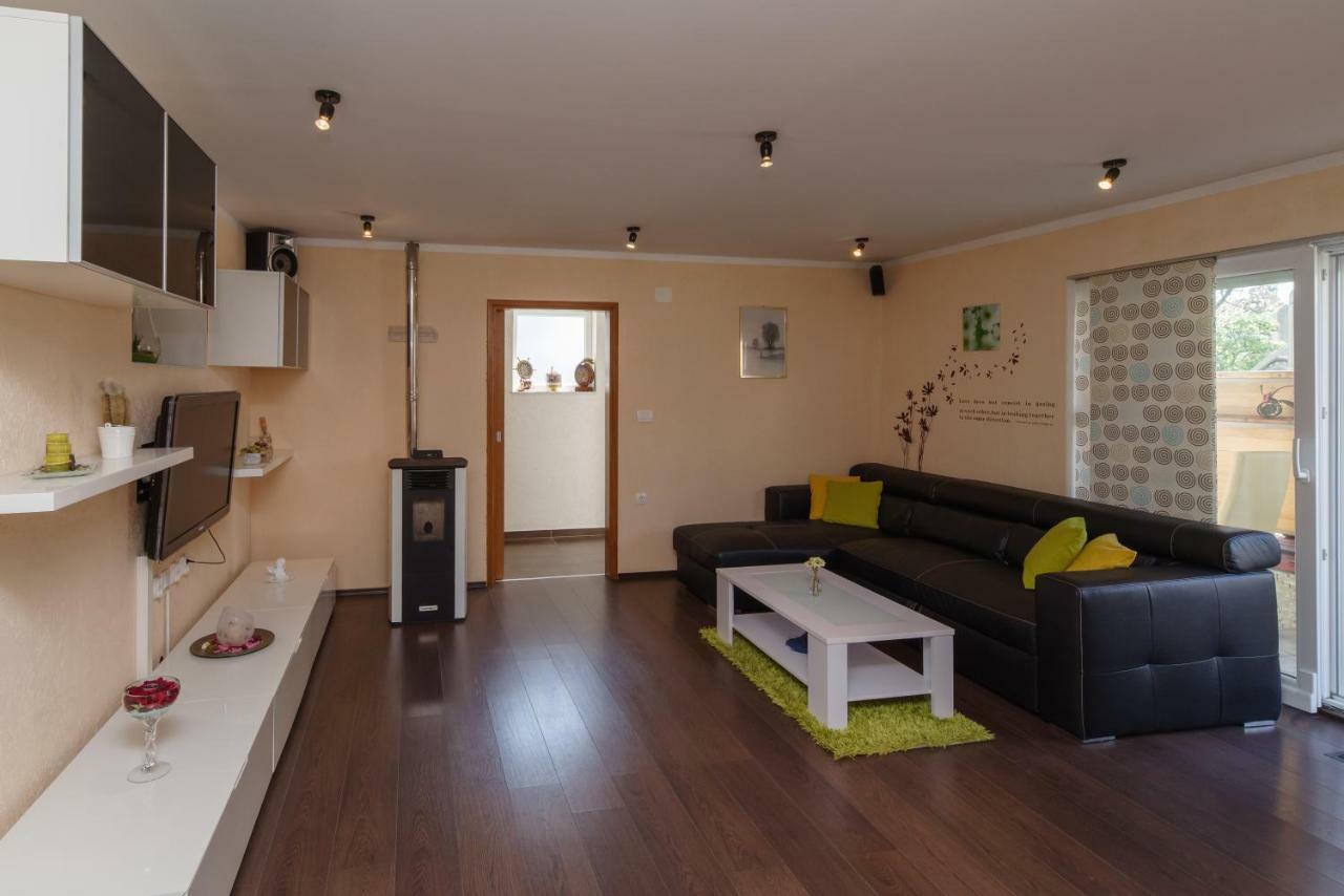Apartment Sarar קריקווניצה מראה חיצוני תמונה